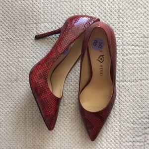 New Katy Perry the Sissy Red Snakeskin Pumps
